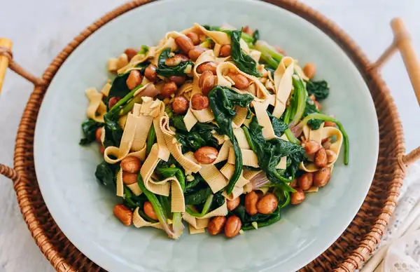 The Spinach Recipe That Finally Makes You Want to Eat More Of It