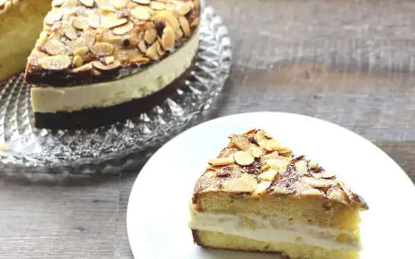 Bee Sting Sponge Cake