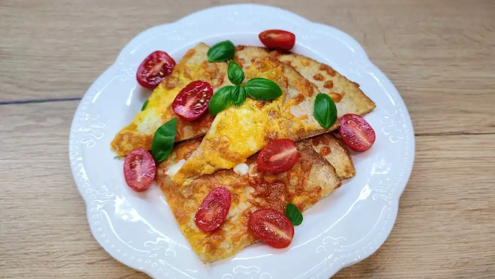 Garlic bread tortilla