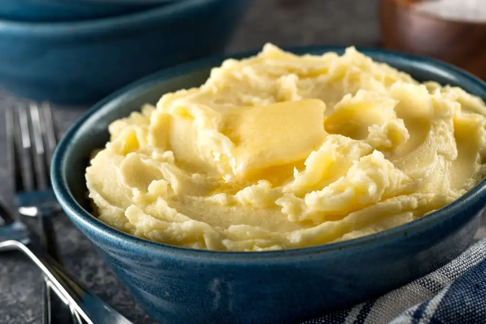 Mashed potatoes will taste better and creamier if you add 1 scrap ingredient chef loves