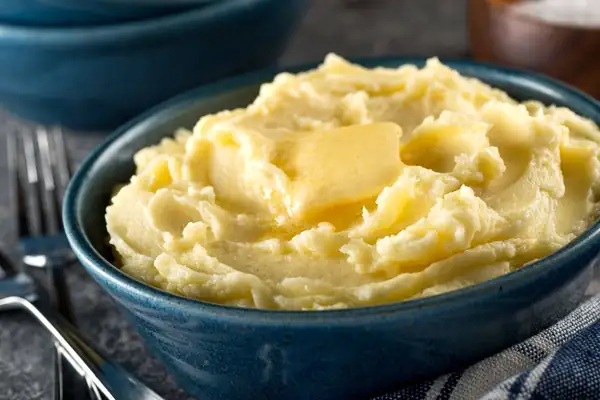 Mashed potatoes will taste better and creamier if you add 1 scrap ingredient chef loves