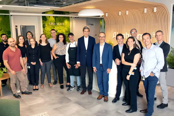 Aleph Farms Joins Forces with Chef Marcus Samuelsson to Bring Aleph Cuts to the US, John Kerry Gets a Taste of Petit Steak