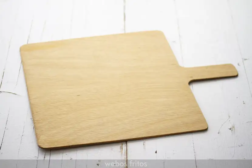 Homemade pizza peel