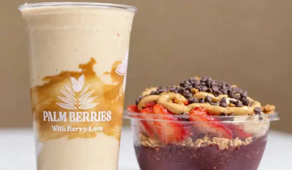 Palm Berries Announces Return of Cookie Butter Bowl and Cookie Blend Smoothie with Biscoff