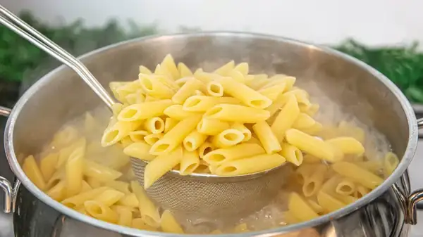Cook Your Pasta In Chicken Broth To Give It A Unique Kick Of Flavor