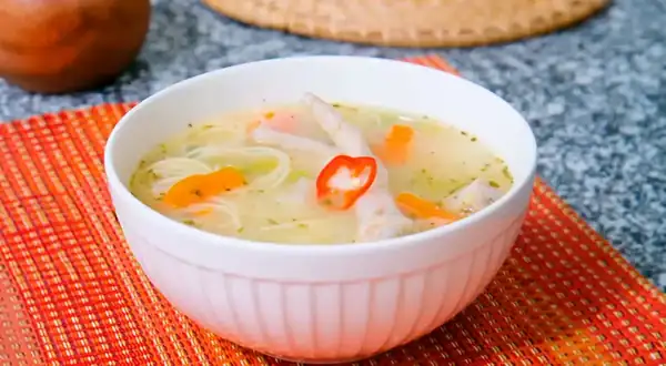 Chicken feet soup: easy and delicious (VIDEO)