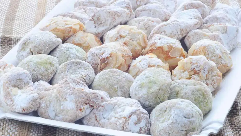 Almond pastries, just egg whites and sugar, practically melt in your mouth at the first bite