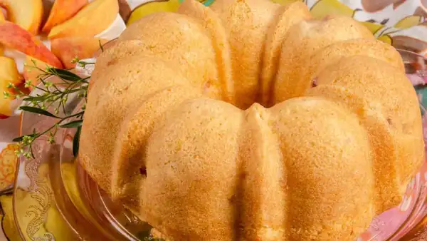 Fruity paradise donut: the cloud-like dough melts in your mouth and becomes irresistible with fruit!