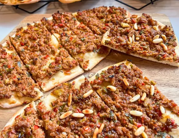 Lahm Bi Ajeen: Lebanese Meat Pies