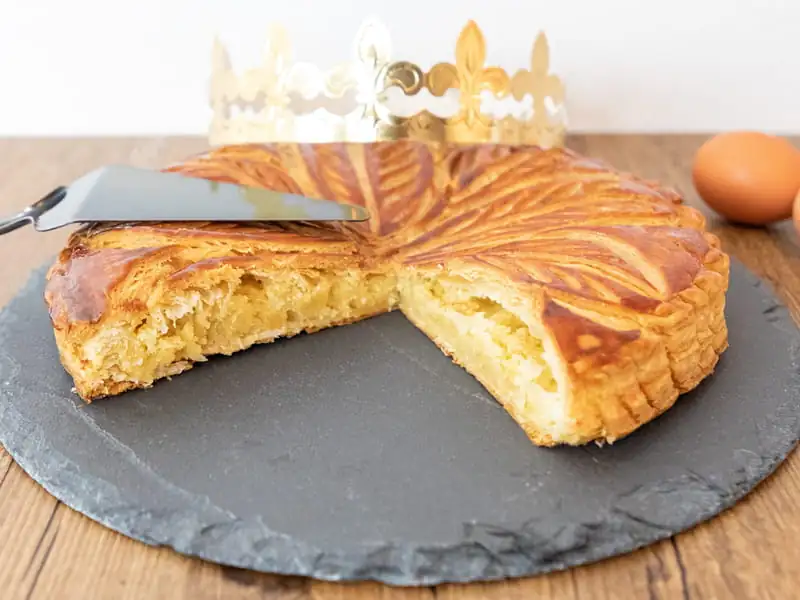 Traditional King Cake: The Best Recipe