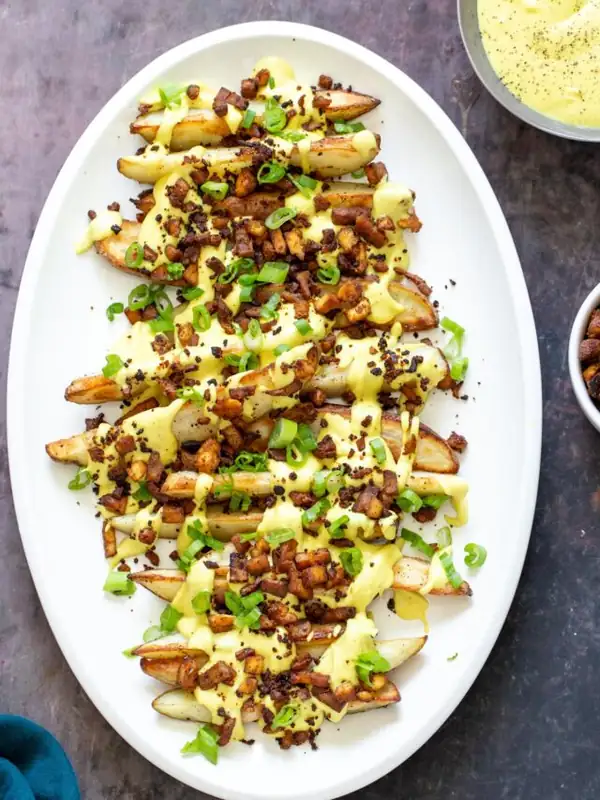 Loaded Vegan Baked Potato Wedges