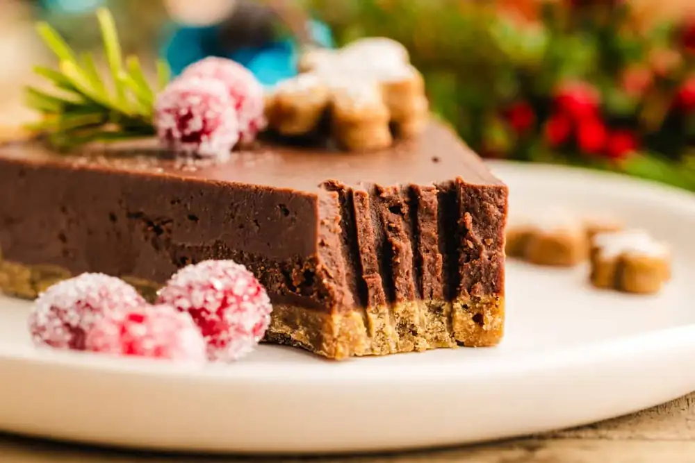 Gingerbread Cookie Chocolate Tart (Christmas Dessert)