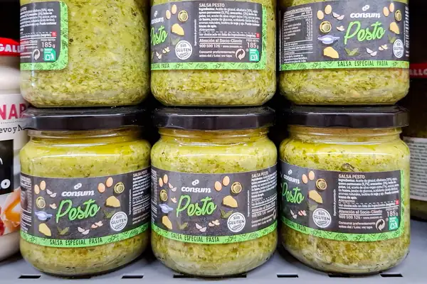 Commercial pestos do not contain olive oil: brands replace it with a cheaper ingredient