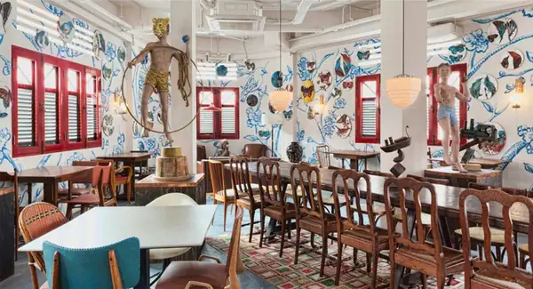 10 Amazing Restaurants To Hang Out With Large Groups Of Friends