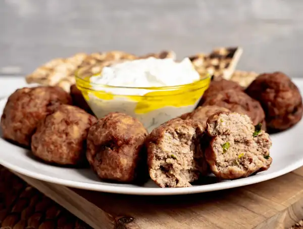 Greek Meatballs recipe (Keftedes/ Keftethes)