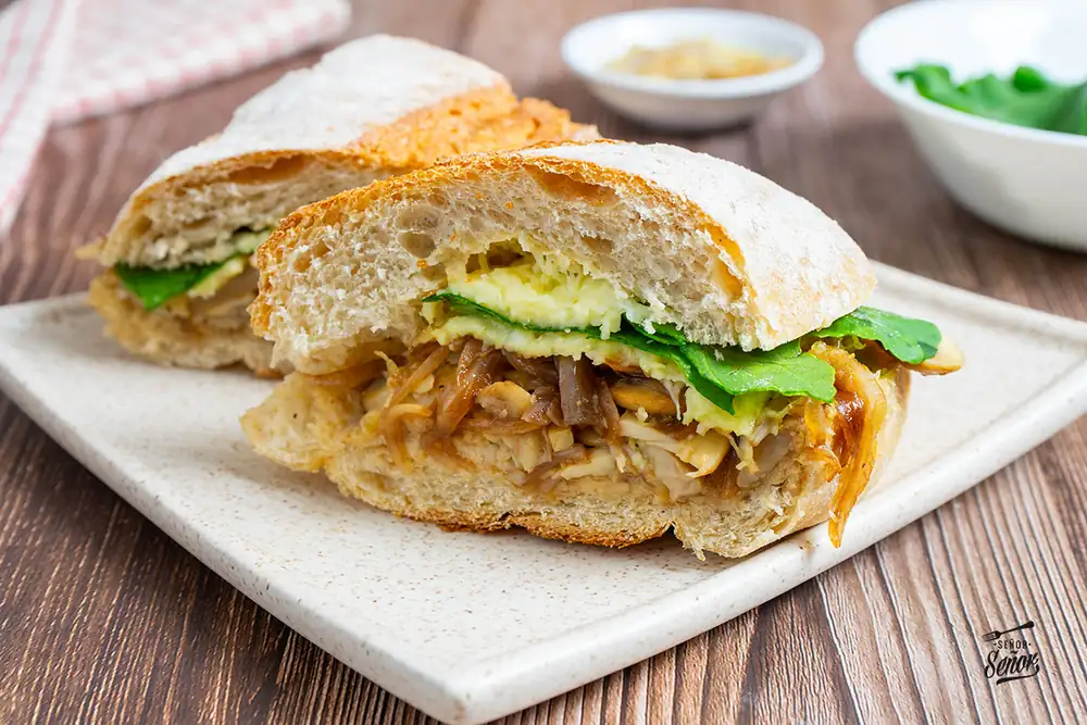 Mushroom sandwich. Easy and healthy recipe
