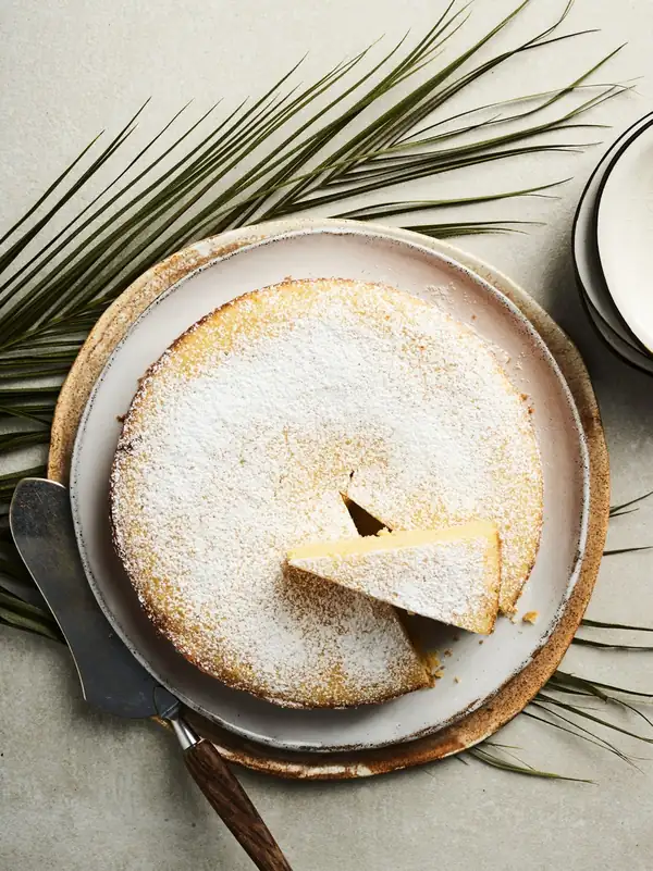 Lemon yogurt polenta cake