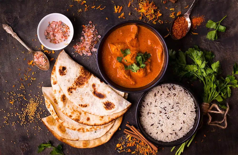 Cómo el pollo tikka masala se convirtió en un plato nacional del Reino Unido