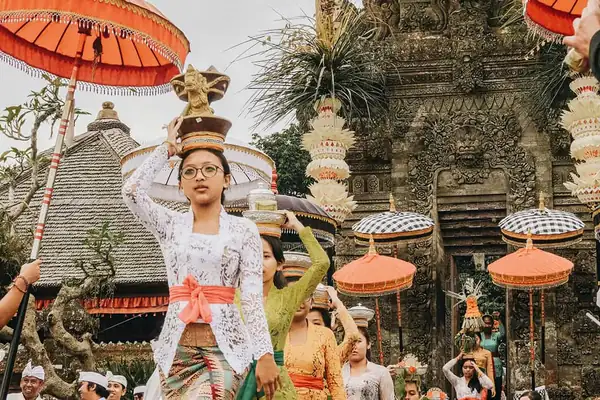 Inspiration Tour: Bali & Bogotá