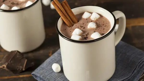 Dale un toque especial a tu chocolate caliente con una infusión inesperada
