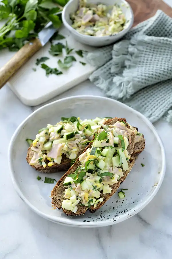 Sandwich with ham salad
