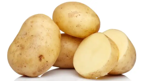 Why Potatoes Sometimes Turn Pink When You Cut Them