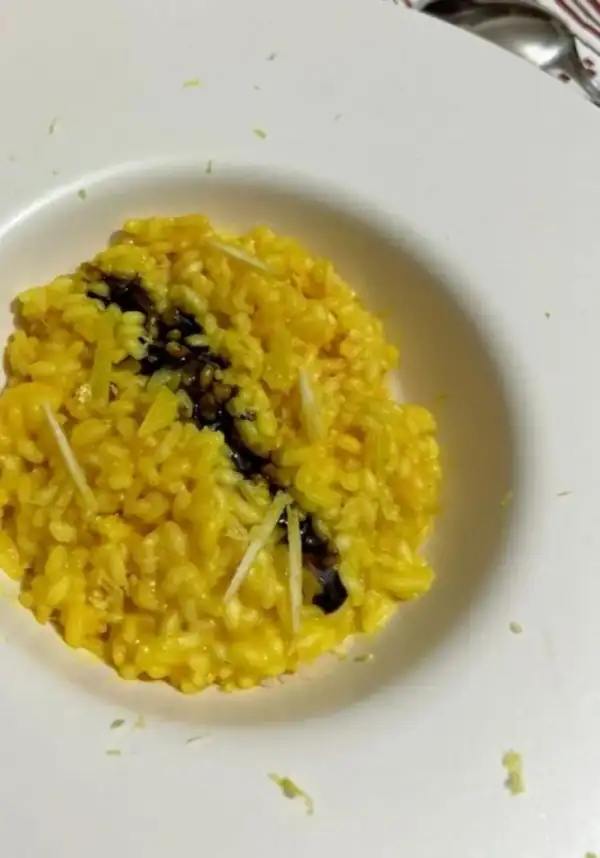 Risotto, saffron and lemon with liquorice reduction