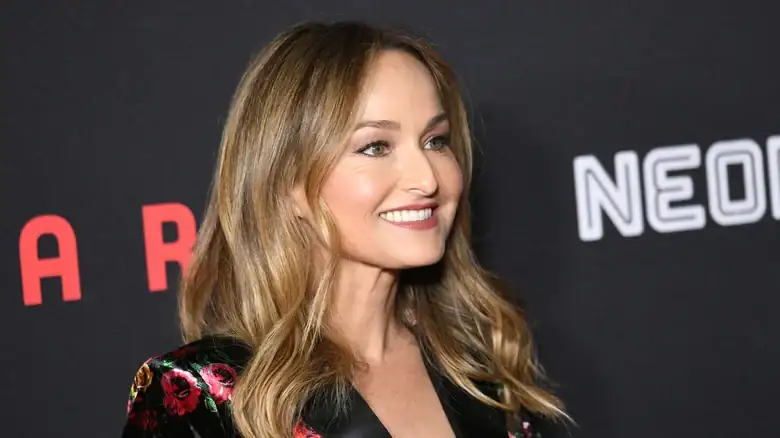 Giada De Laurentiis' Tip For Perfectly Sized Chocolate Chunks