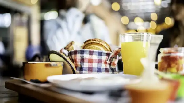 Best Hole-In-The-Wall Breakfast Spots In Every US State