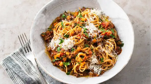 Spaghetti with lentil bolognese