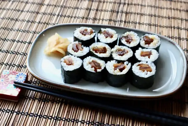 Kanpyo Sushi Roll Recipe