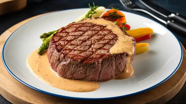 To Turn Steak Drippings Into A Thick, Velvety Pan Sauce, Try This Technique