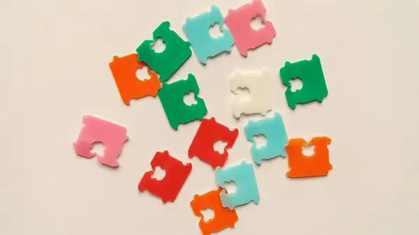 What Do Those Colored Tags On Bread Mean (And Do They Matter)?