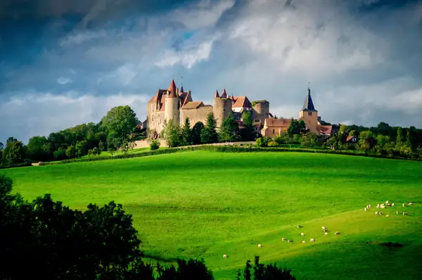 Restaurantes con “aparcamiento en el establecimiento disponible” en Bourgogne-Franche-Comté