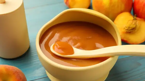 Make This 3-Ingredient Peach Sauce For The Ultimate Finishing Touch On Sweet Treats