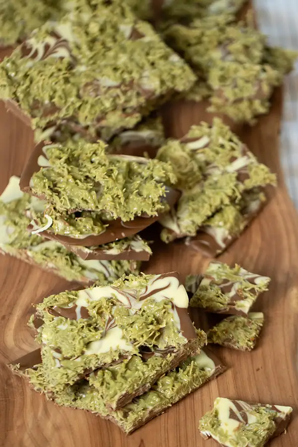 Dubai Chocolate Bark
