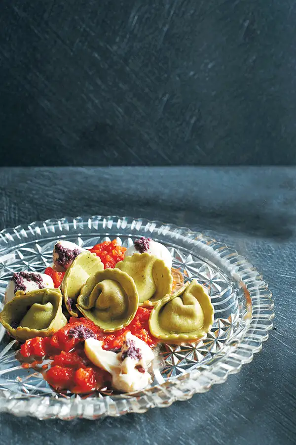 Mozzarella-filled basil ravioli