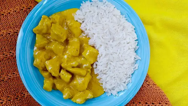curry cremoso