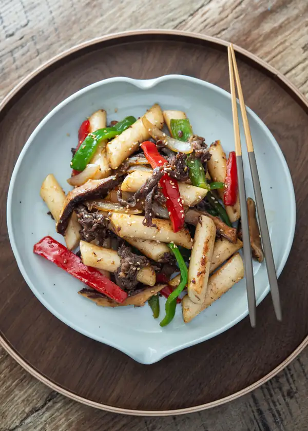 Non-Spicy Gungjung Tteokbokki (Royal Court Rice Cake)