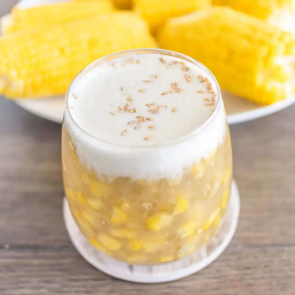 Chè Bắp (Vietnamese Corn Pudding with Sago)