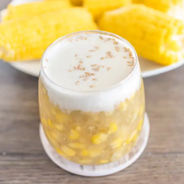Chè Bắp (Vietnamese Corn Pudding with Sago)