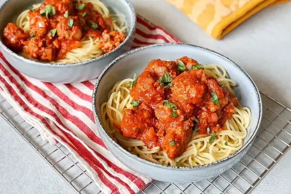 Spaghetti with meatballs