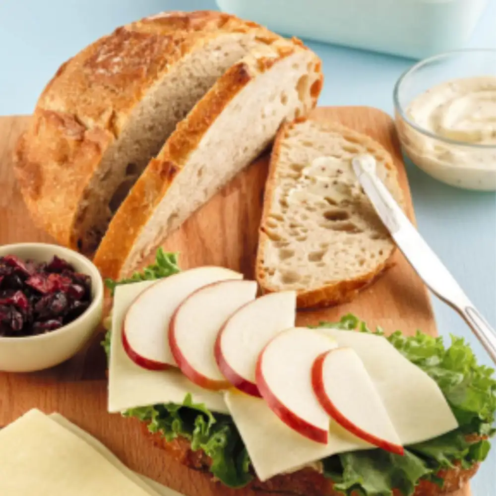 Apple, cheddar and turkey sandwiches