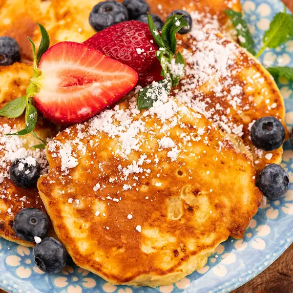 Cottage cheese pancakes with banana