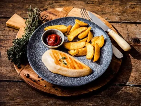 The Week in Agrifoodtech: Umiami grabs $30m for alt-chicken, funding for forest tech grows