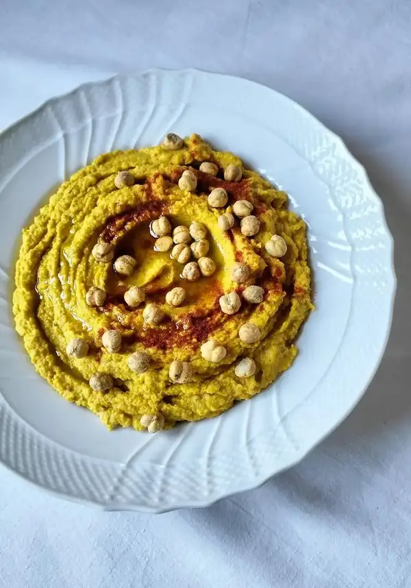 Chickpea and carrot hummus