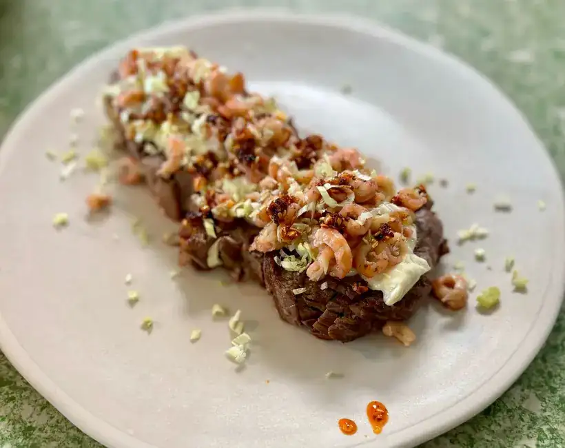 Wadden surf and turf with fresh garlic aioli