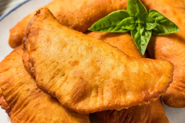 How to make fried pizza, step by step