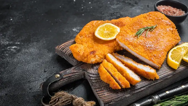 The Foolproof Way To Bread Chicken Cutlets Without Eggs Or Flour