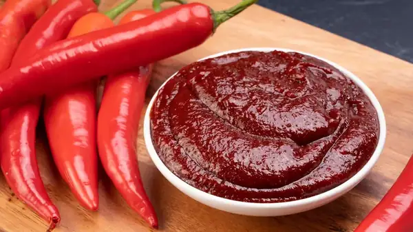 The Best Replacements For Gochujang You May Already Have